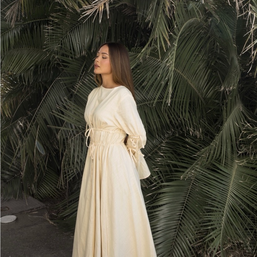 Chic Cream Long Sleeve Maxi Dress